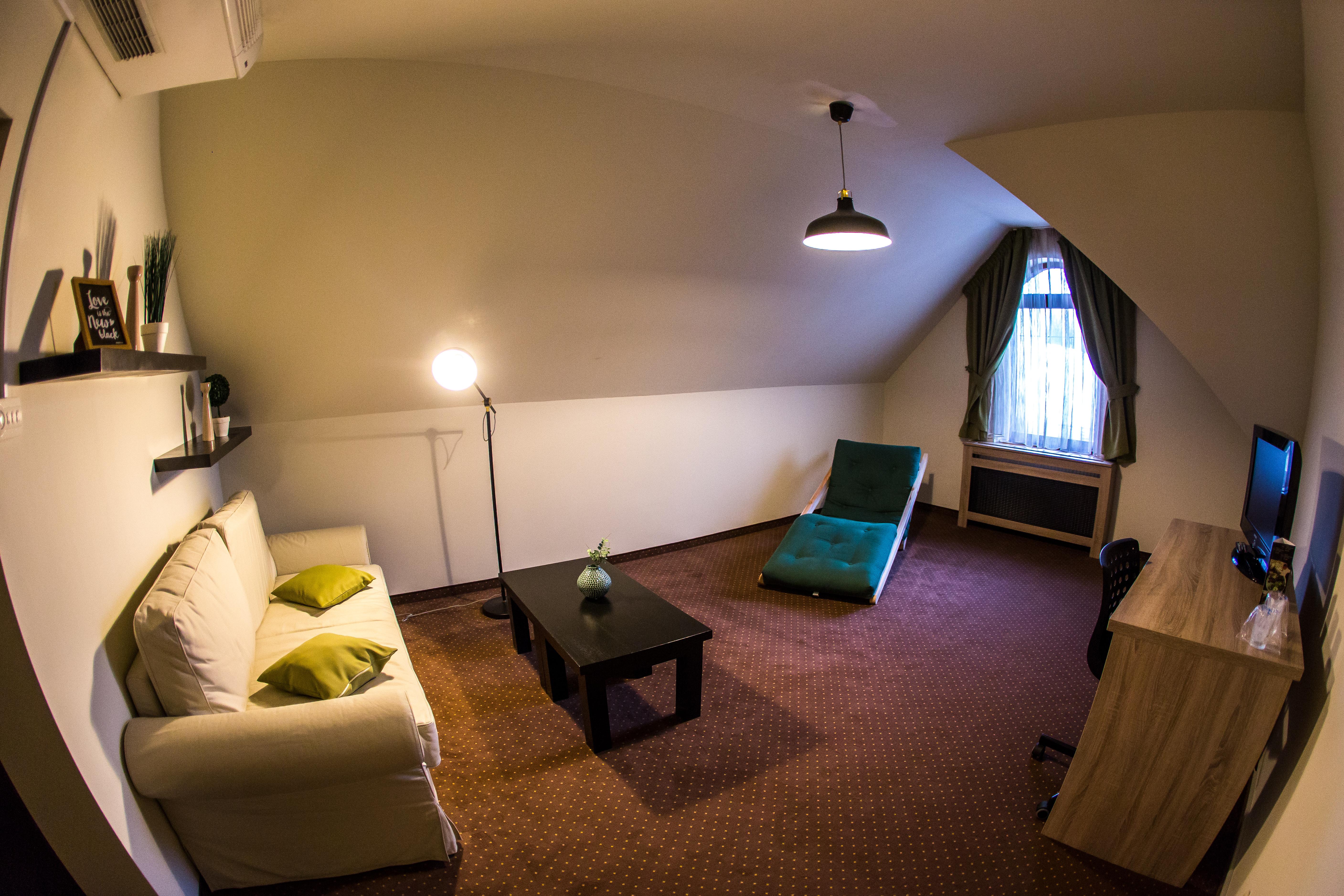 Hotel Arena Târgu-Mureş Esterno foto